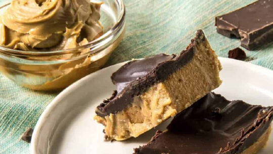 10 Keto Desserts Sure to Satisfy That Sweet Tooth